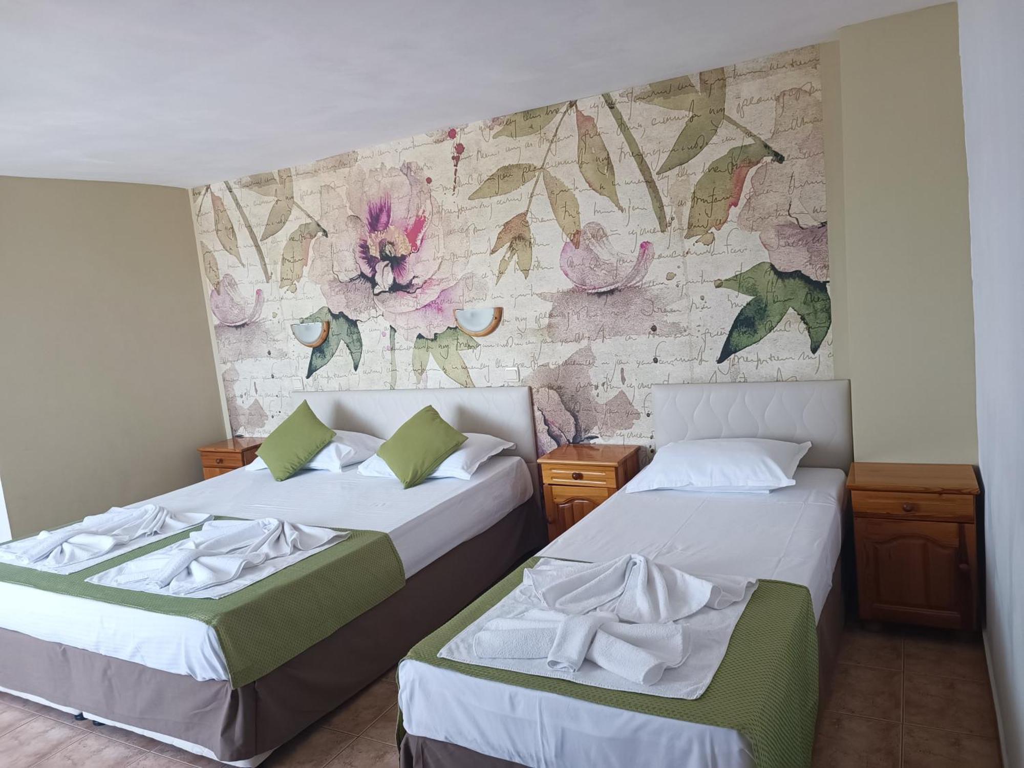 Family Hotel Sofi ソゾポル エクステリア 写真