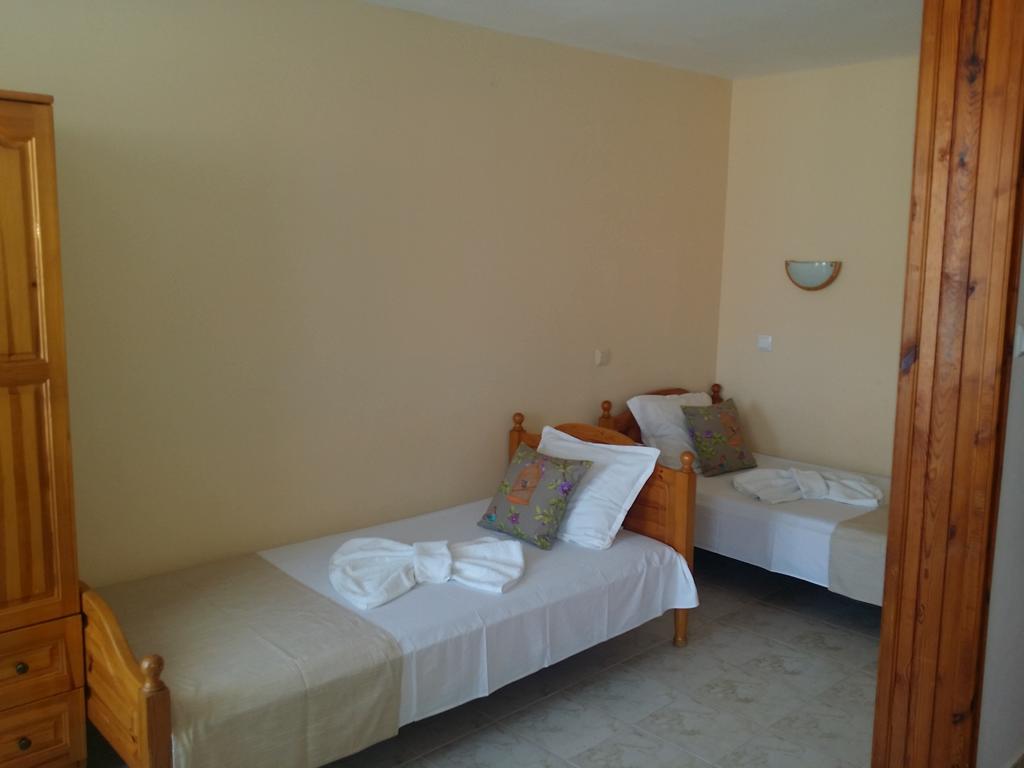 Family Hotel Sofi ソゾポル エクステリア 写真